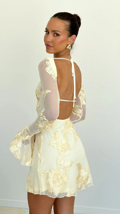Vestido Mini Impreso Sin Espalda