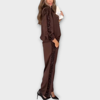 Conjunto Lounge con Bordes de Lentejuelas
