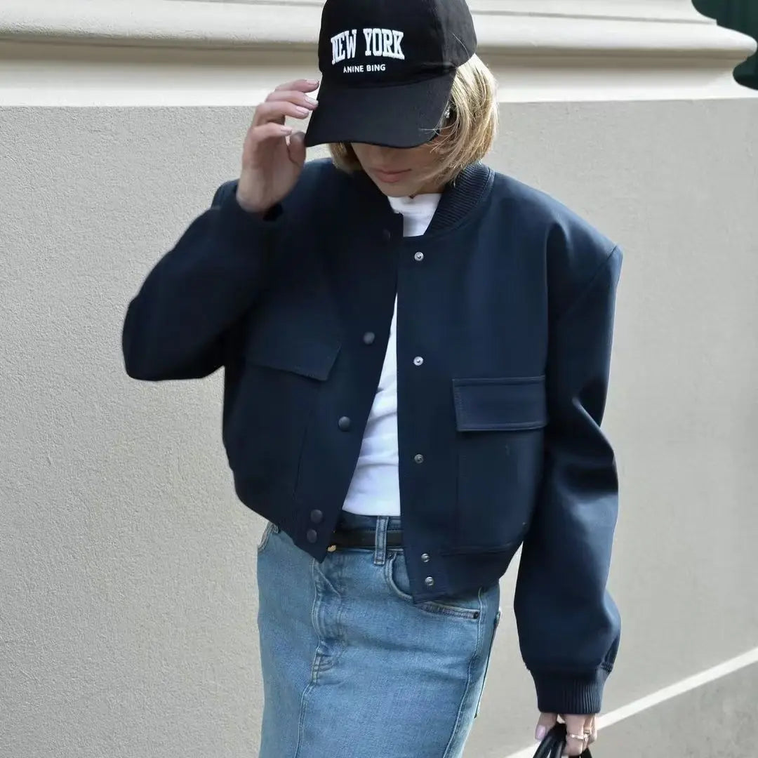 BELLA | Chaqueta Bomber de Manga Larga Corto