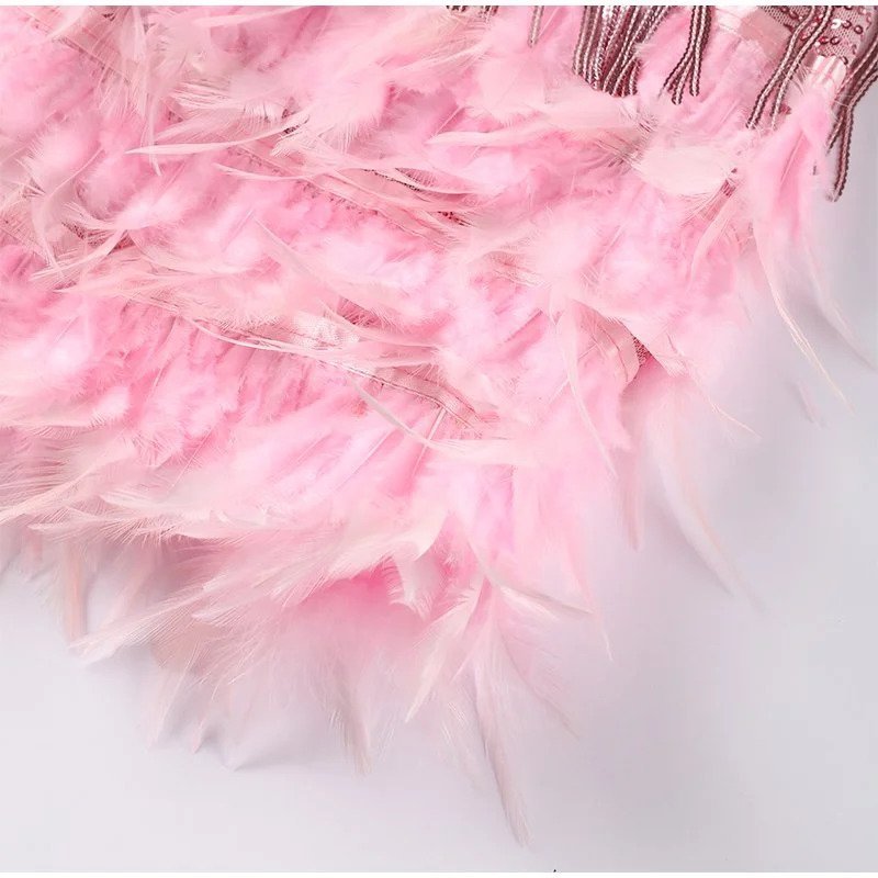 Vestido Mini de Tirantes Espagueti para Mujeres con Detalle de Flecos y Dobladillo de Plumas