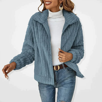 Iris | Elegante Chaqueta de Piel