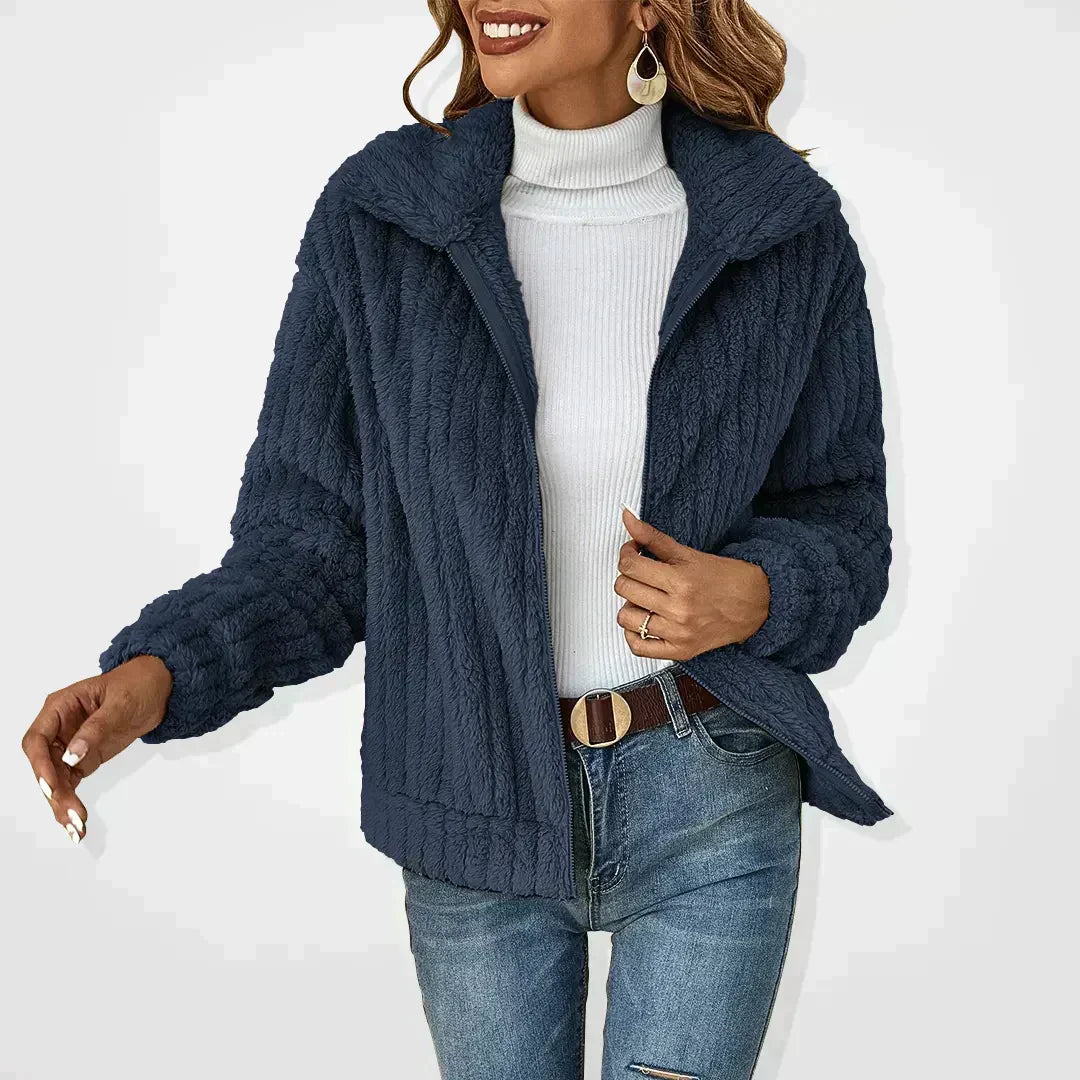 Iris | Elegante Chaqueta de Piel
