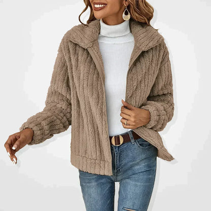 Iris | Elegante Chaqueta de Piel