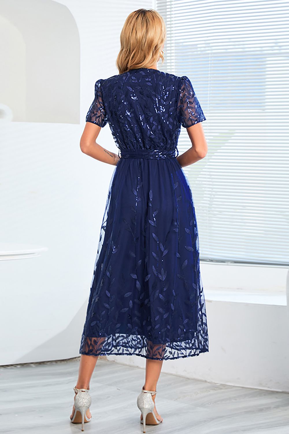 Ropa de Verano Elegante y Atemporal - Corte Fluido Sofisticado