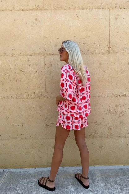 MARISSE – CONJUNTO DE CAMISA Y PANTALONES CORTOS ESTILO PLAYA IMPRESA