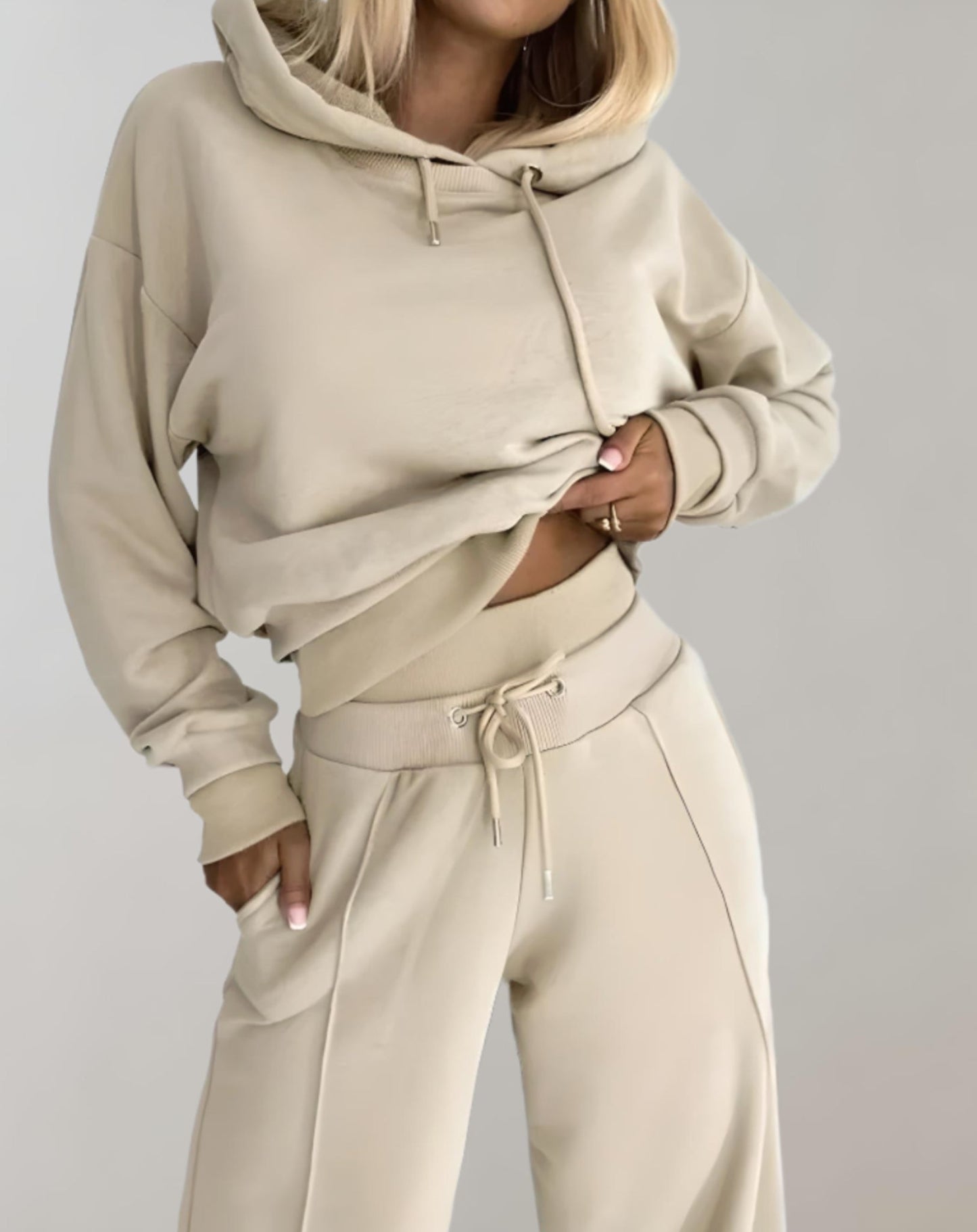 Conjunto de mujer de dos piezas – Sudadera corta con capucha y pantalones de pierna ancha