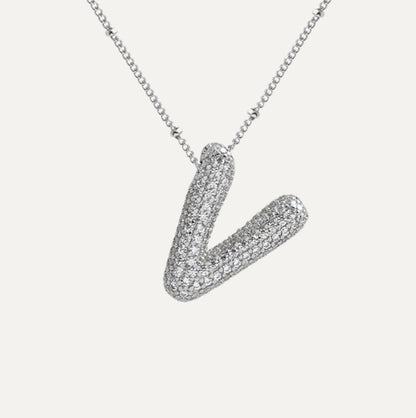 Savannah | Collar con Letra Burbuja en Diamante