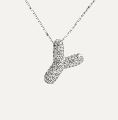 Savannah | Collar con Letra Burbuja en Diamante