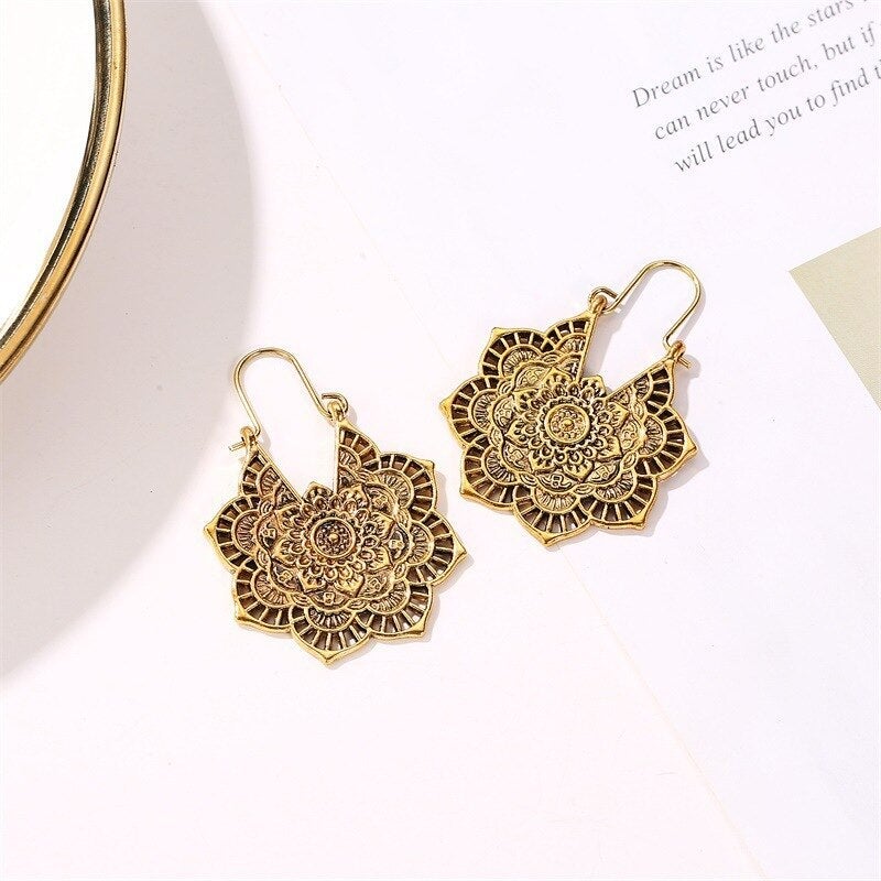 Aretes con Mandala de Loto