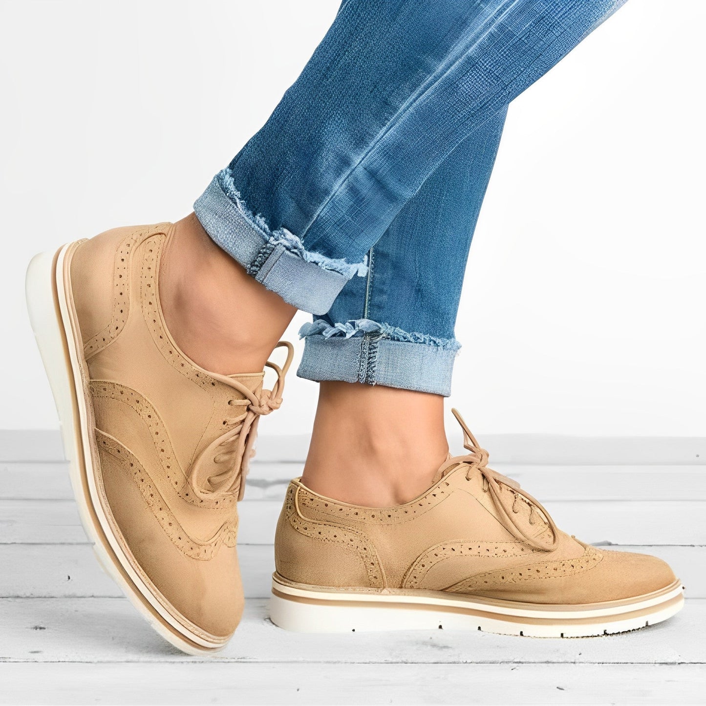 Sloane - Zapatos Oxford con Cordones y Recortes