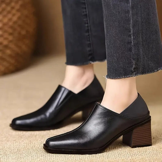 Aniceta - Elegantes Tacones de Piel