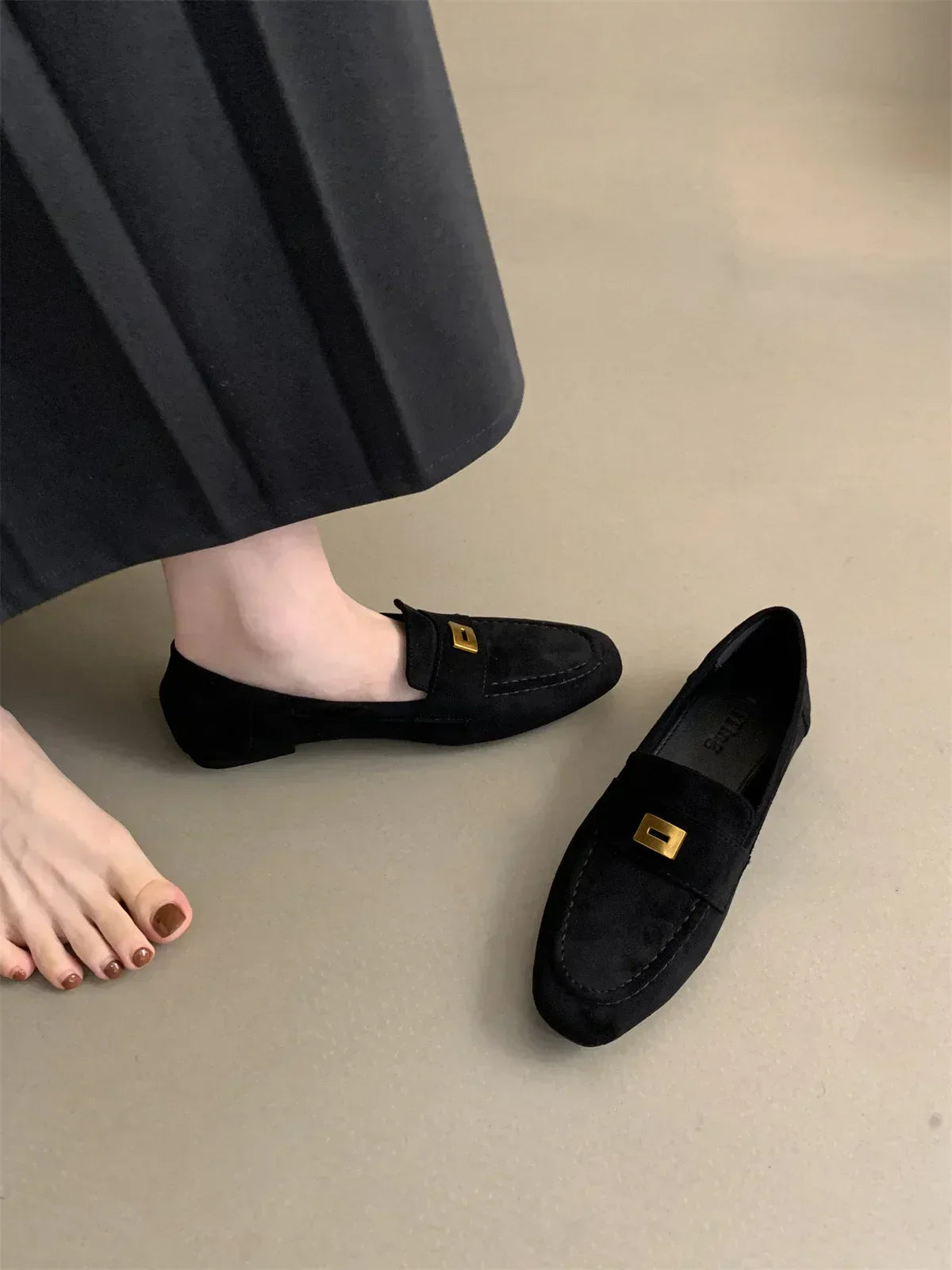 Malou® | Zapatos Británicos Hechos de Ante Ligero