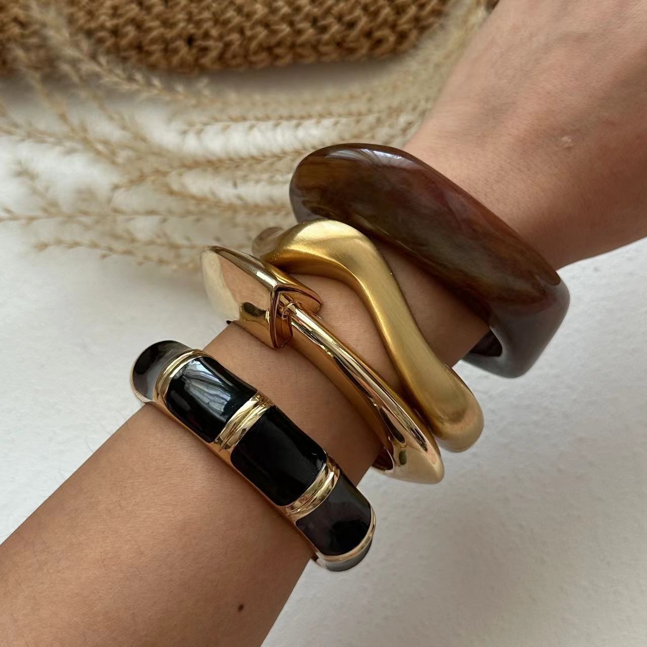 Ensley | Pulsera de Lujo Irregular