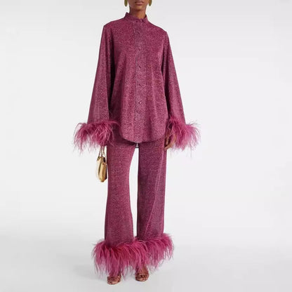 Lya - Conjunto de Dos Piezas con Cuello de Plumas