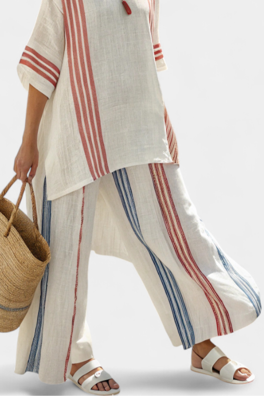 Solvane | Top a rayas multicolor sofisticado y pantalones mediterráneos