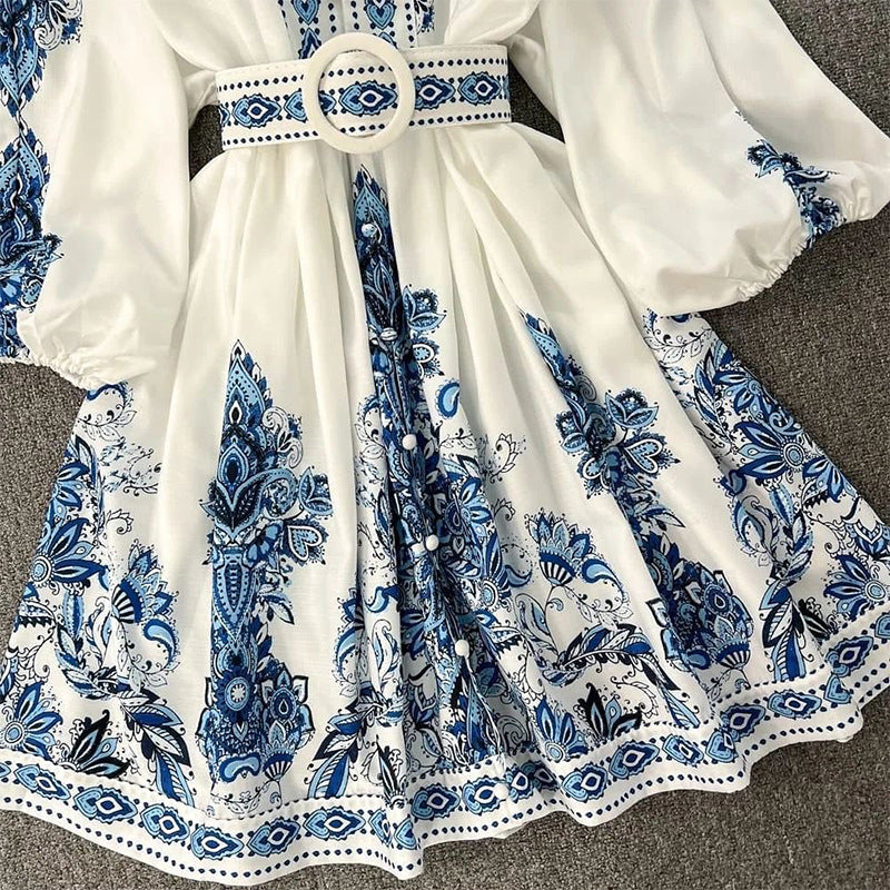 Jaselina – Vestido Mini Ajustado Bordado