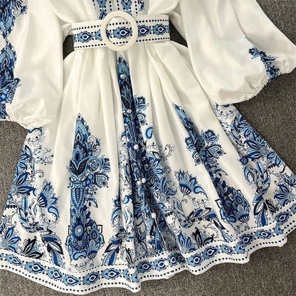 Jaselina – Vestido Mini Ajustado Bordado