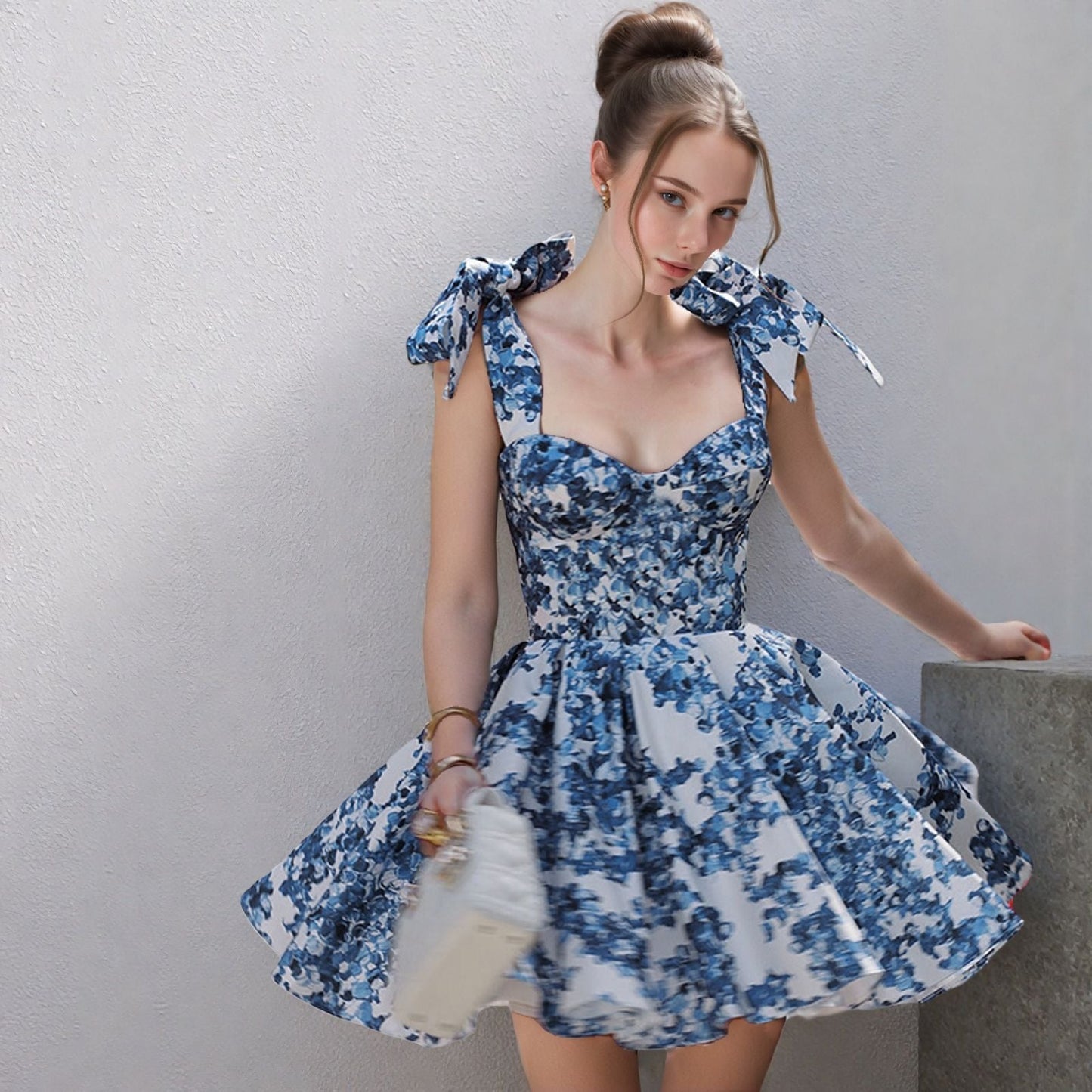 NAYELI – VESTIDO DE HOMBROS CON LAZO Y ESTAMPADO FLORAL EDEN