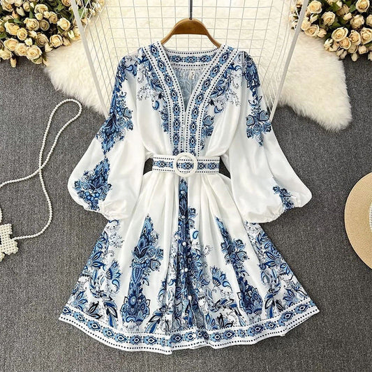 Jaselina – Vestido Mini Ajustado Bordado