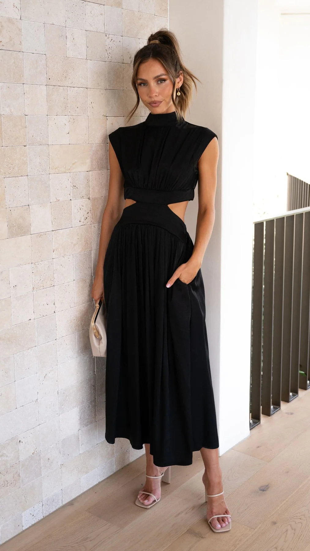 Quincy | Vestido Midi con Corte y Bolsillos