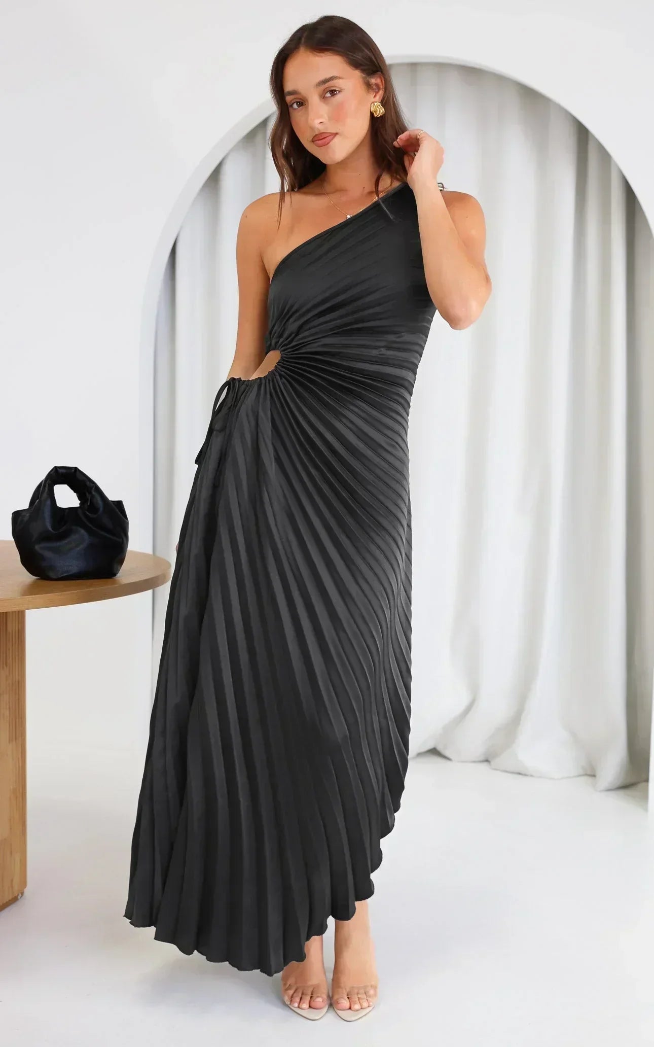 Sylviana - Vestido Midi Plisado de Un Hombro