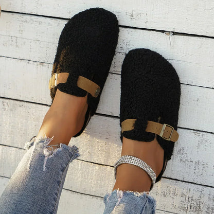 Zapatillas de Casa para Mujeres con Detalle de Hebilla y Comodidad Suave y Acogedora