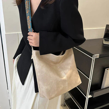 Embjørg | Bolso de Hombro Clásico con Correa Ajustable y Patrón