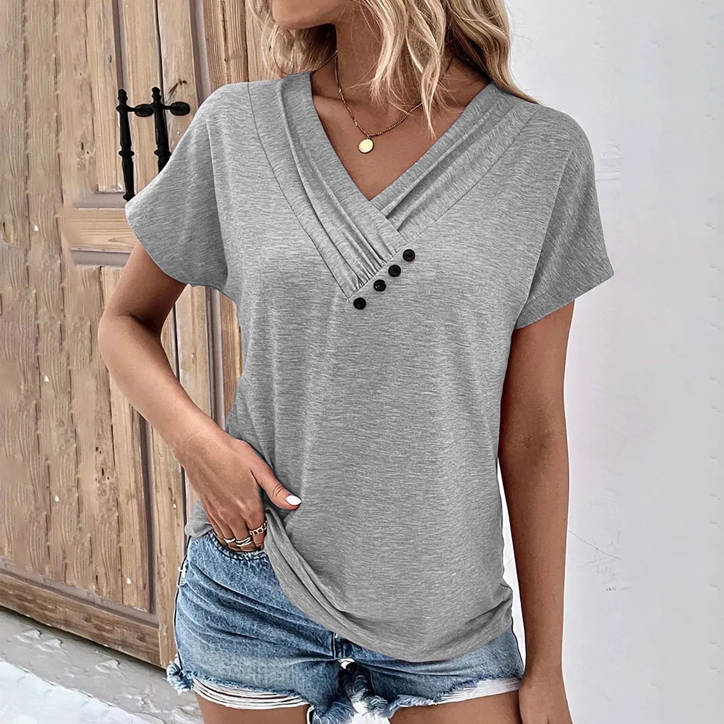 Maya - Camiseta de Cuello en V con Botones Acanalada