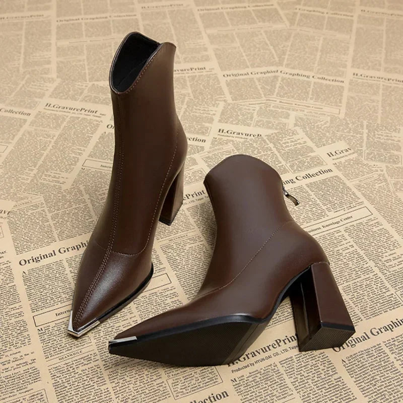 Tacones de Cuero de Corte Relajado