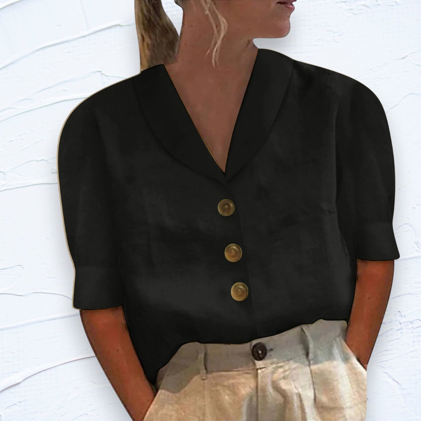 Blusa Retro-Chic con Botones y Frente Anudado