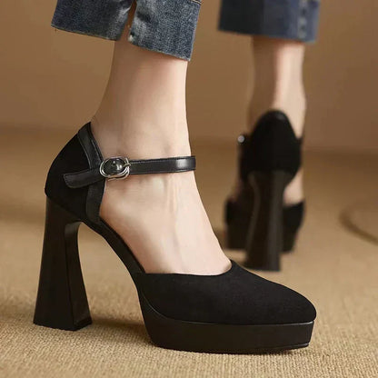 Celeste - Tacones Elegantes
