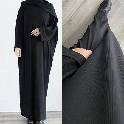 Ariane - Abaya Elegante de Punto con Cinturón y Bolsillos Laterales