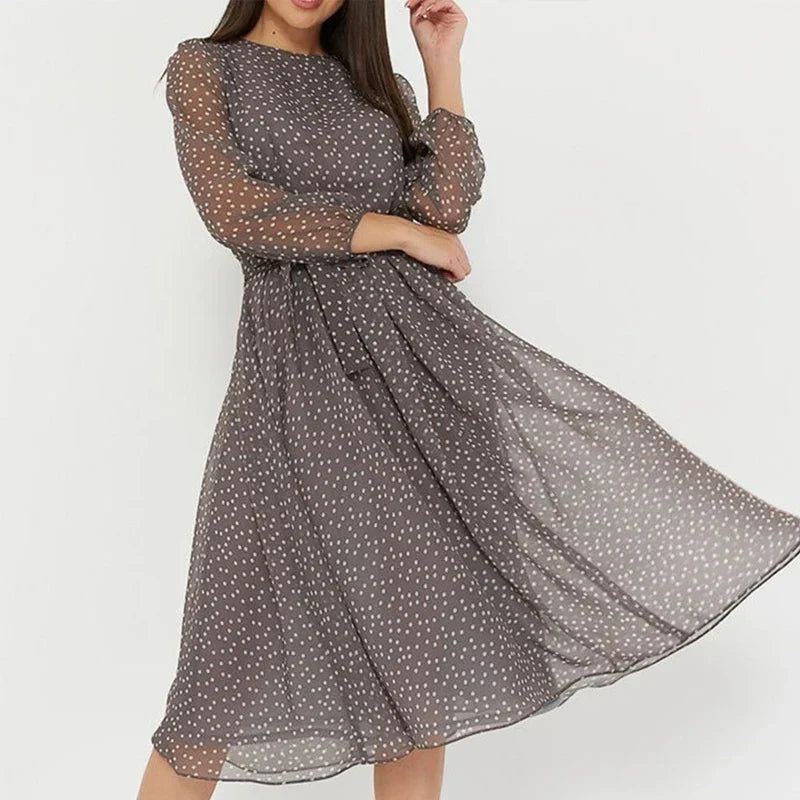 Delfie – Vestido Midi de Lunares Fluidos