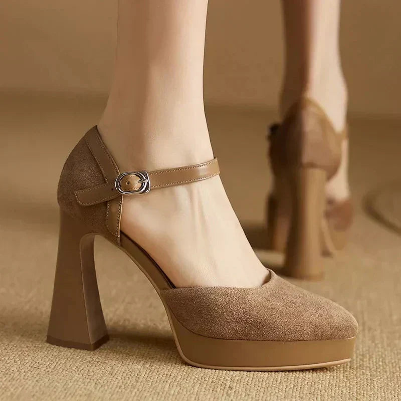 Celeste - Tacones Elegantes