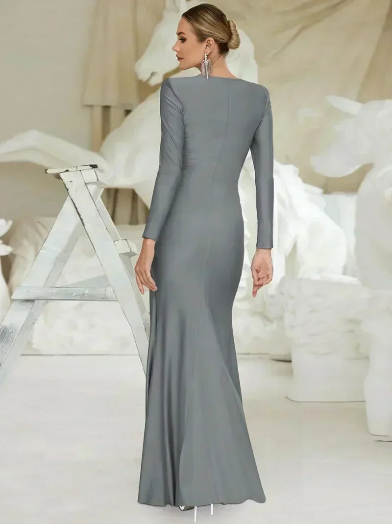 Novah - Vestido Maxi con Torsión Refinada
