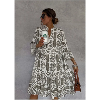 Adeline | Vestido de Falda A-Line con Escote en V Impreso