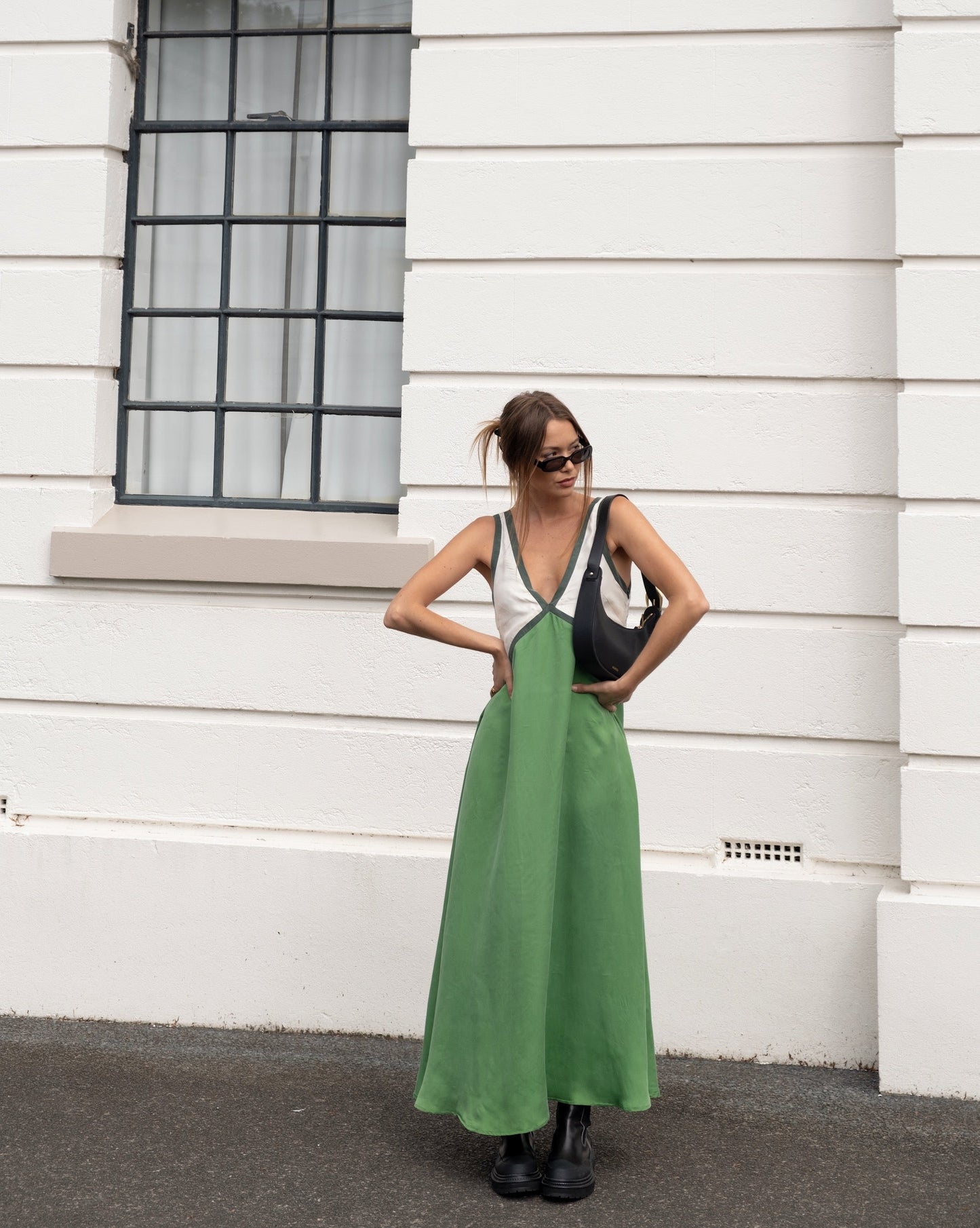 Laken – Vestido Maxi Ligero con Escote en V
