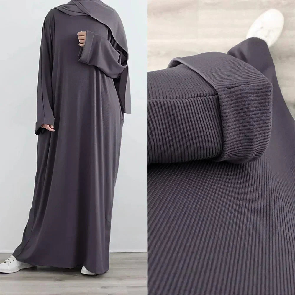 Ariane - Abaya Elegante de Punto con Cinturón y Bolsillos Laterales