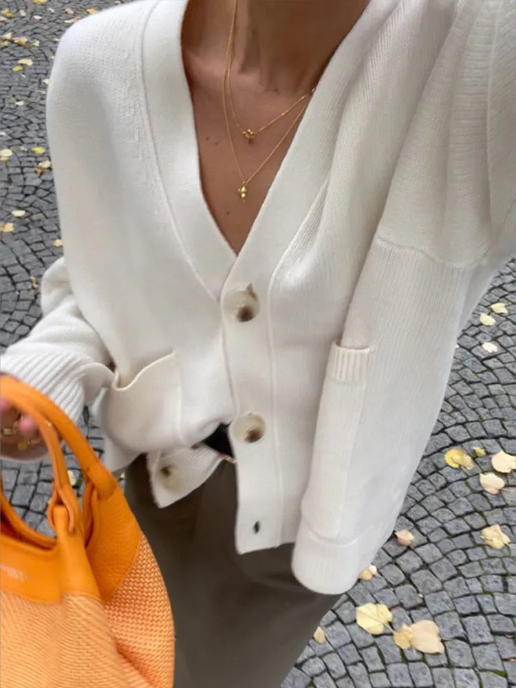 Zoe™ | Elegante Cárdigan de Cuello en V