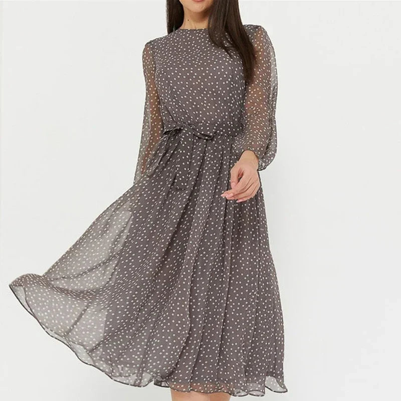 Delfie – Vestido Midi de Lunares Fluidos