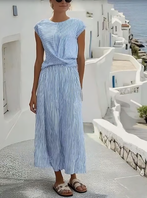 Vestido de lino con efecto torcido