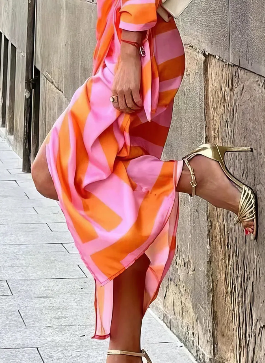 Aurora – Vestido Fluido de Radiancia Vibrante