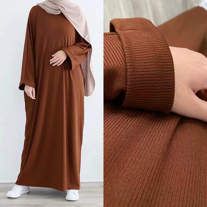 Ariane - Abaya Elegante de Punto con Cinturón y Bolsillos Laterales