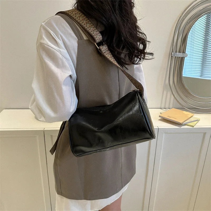 Bergfrid | Bolso de hombro elegante con correa moderna
