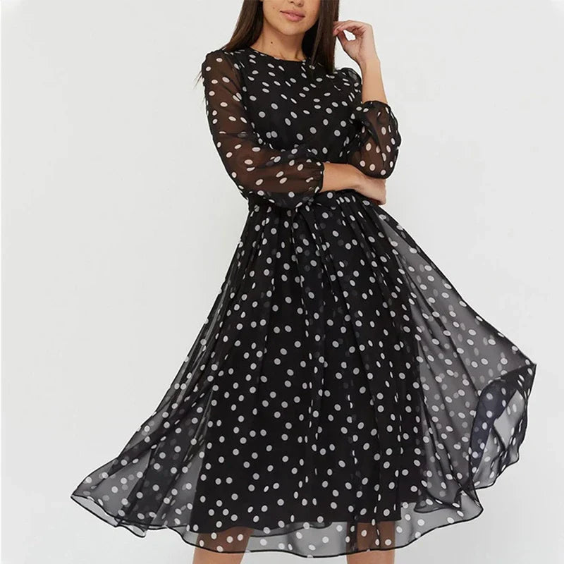 Delfie – Vestido Midi de Lunares Fluidos
