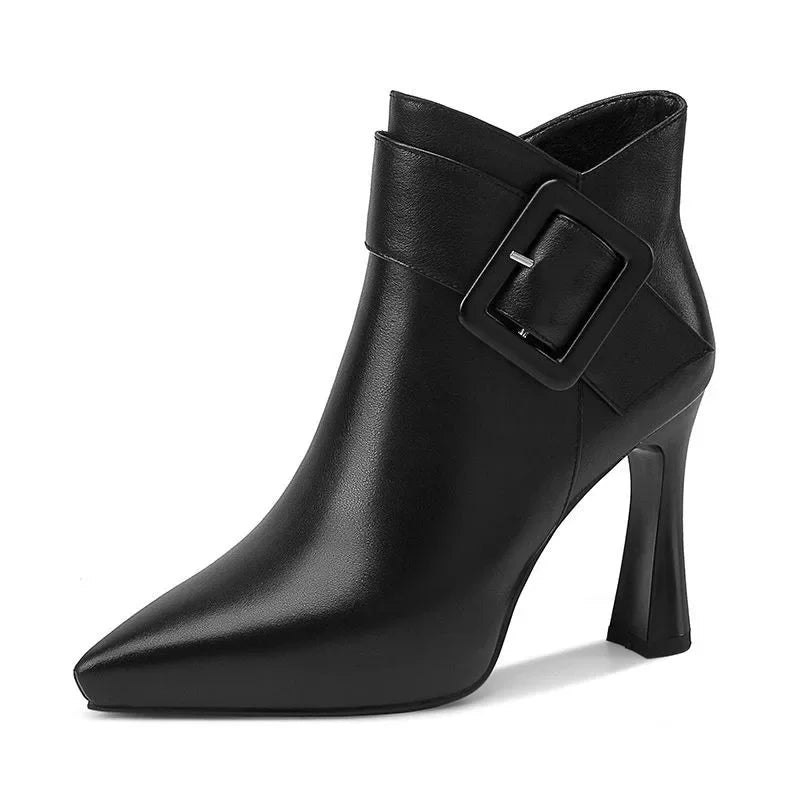 Adelina - Botines Elegantes y Refinados