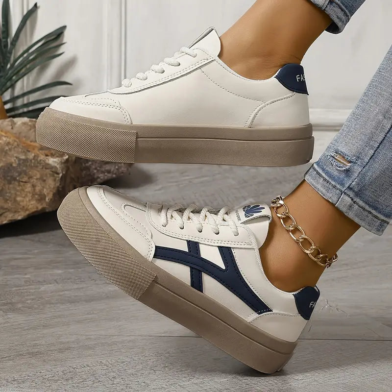 Naomi - Zapatillas de Plataforma para Mujer en Diseño Retro