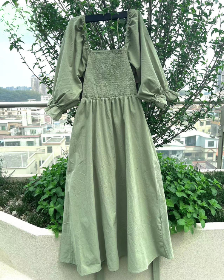 Ophelia - Vestido Midi con Mangas de Volantes