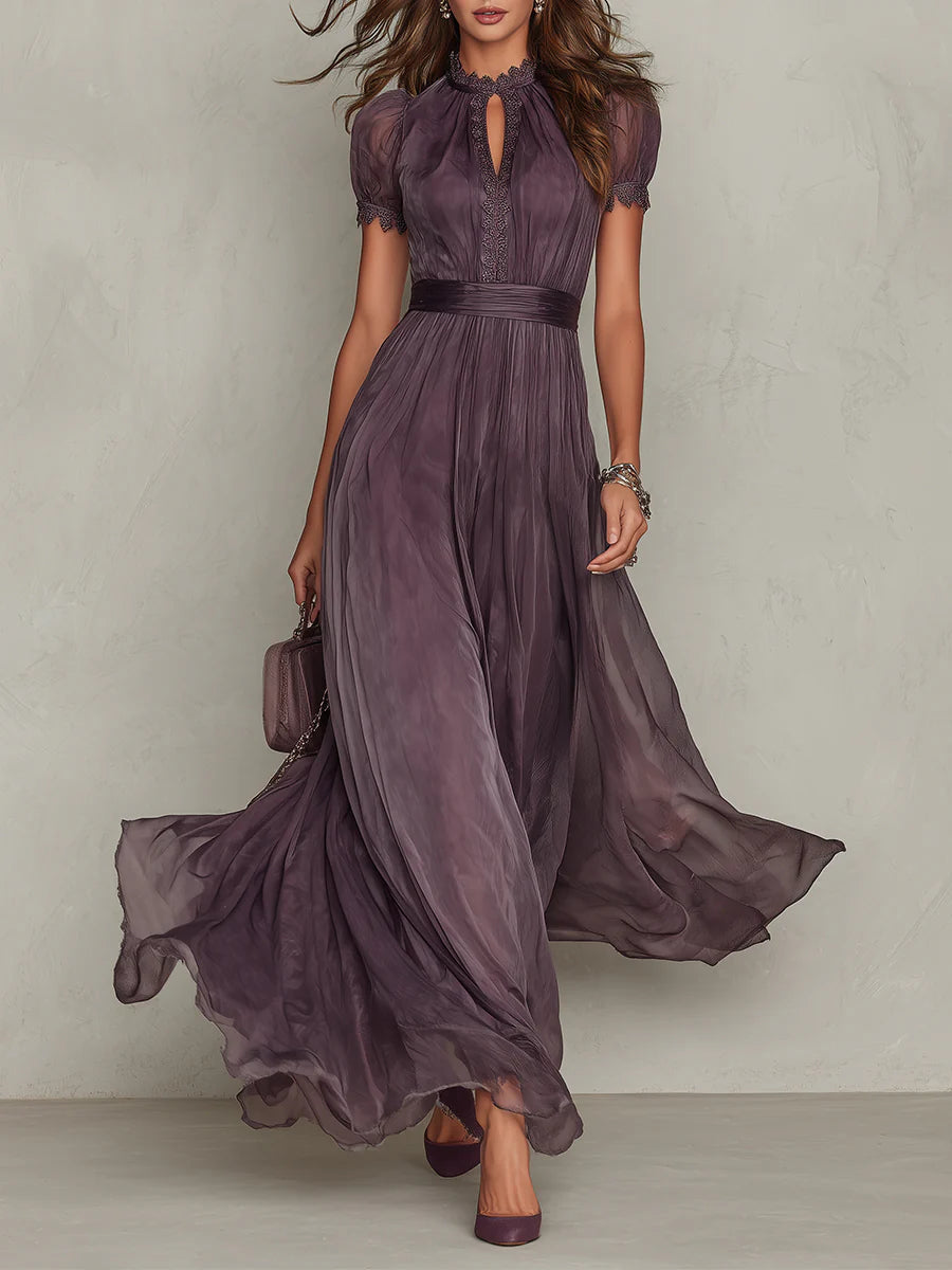 Flavia • Vestido largo violeta con escote en forma de llave, borde de encaje de chiffon