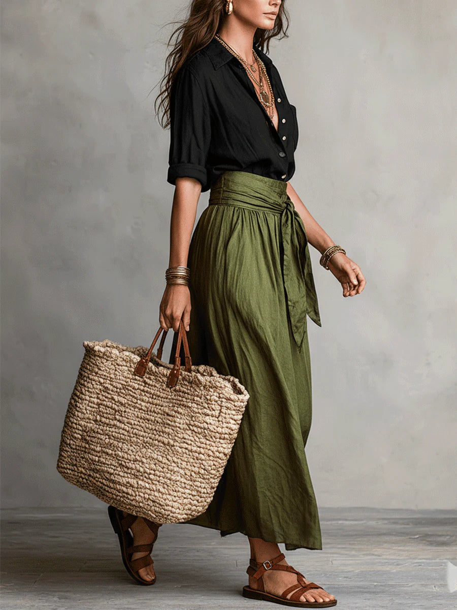 Vera – Conjunto de dos piezas: camiseta negra y falda midi verde olivo